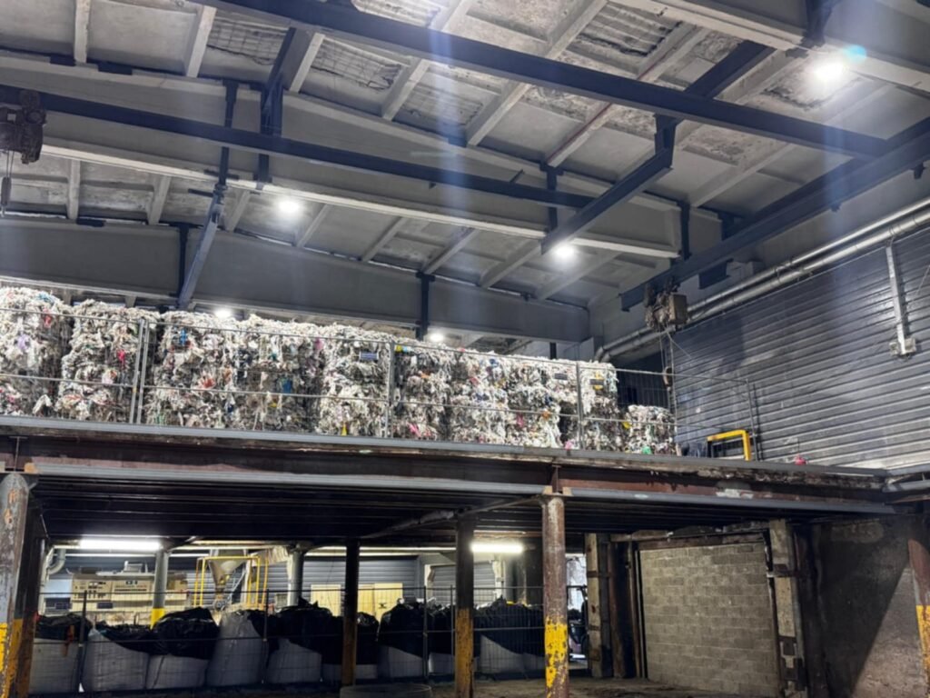 0d672e5b-d5a7-49f2-b31c-810b2f5c8c1e